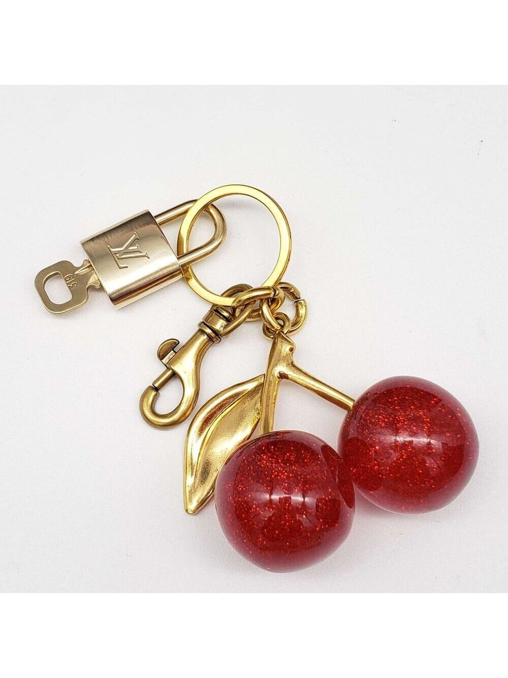 Louis Vuitton Authentic Gold Padlock 🔑 Key + Stylish Bag Unbranded Apple Charm - Picture 3 of 8